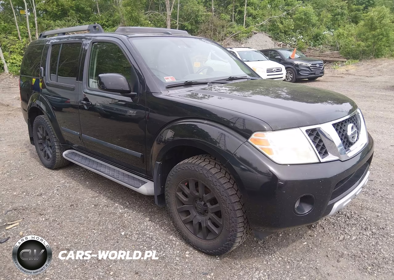 2011 Nissan Pathfinder Le