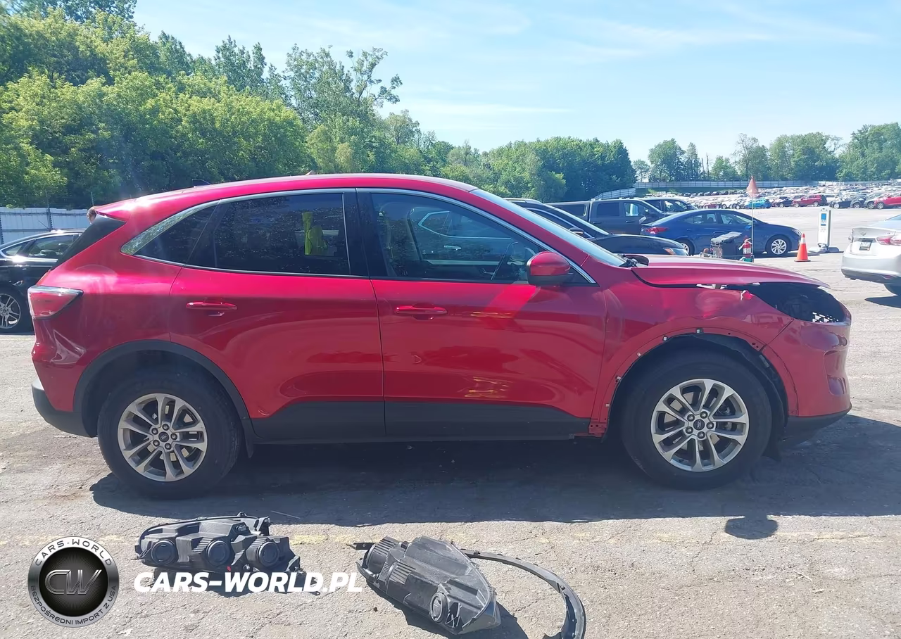 2020 Ford Escape Se VIN:1FMCU9G63LUA09560 - 13