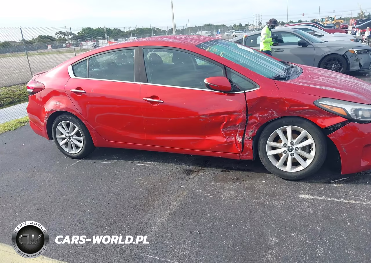 2017 Kia Forte S VIN:3KPFL4A76HE117167 - 6