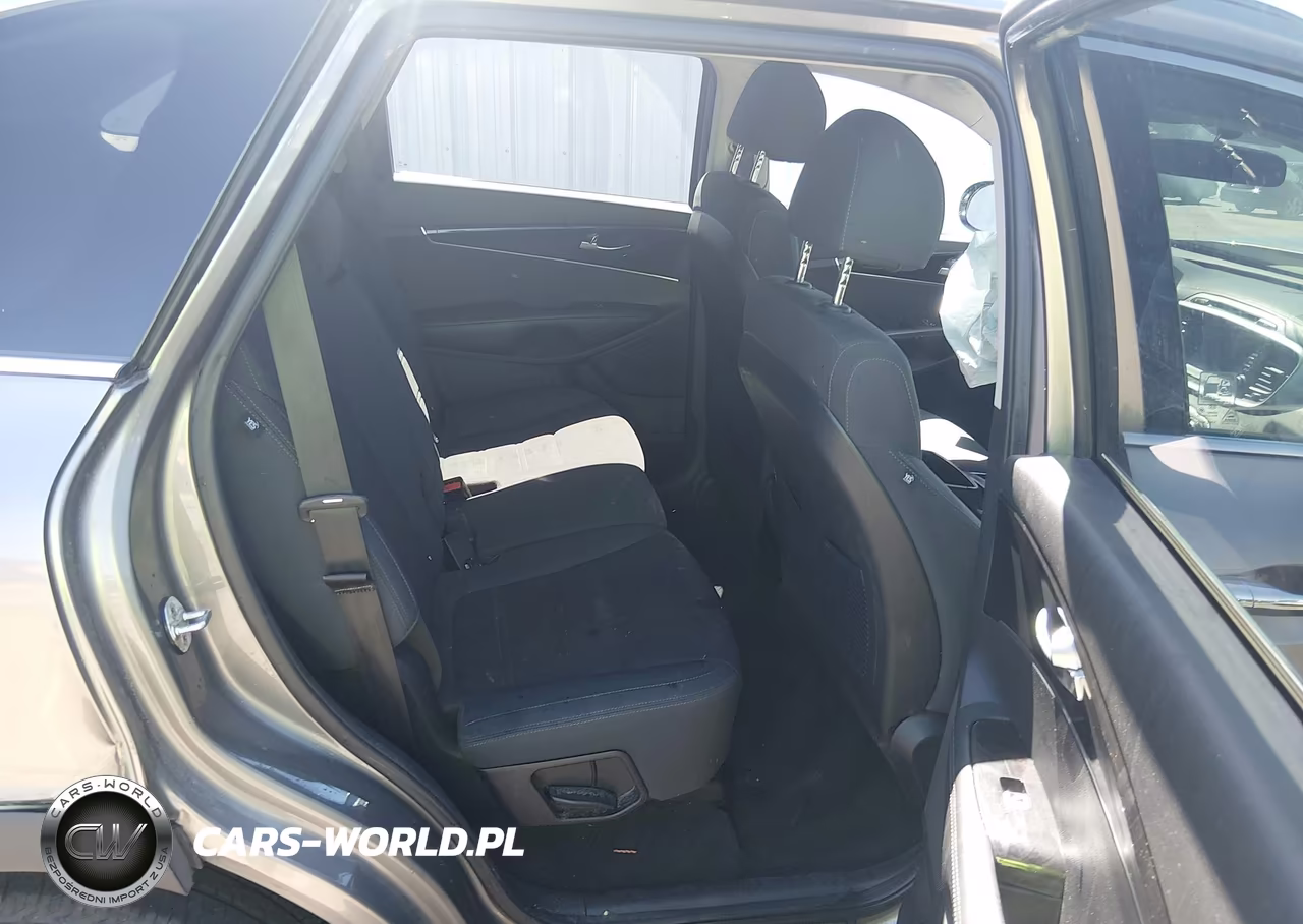2018 Kia Sorento 2.4L Lx VIN:5XYPG4A3XJG407474 - 8