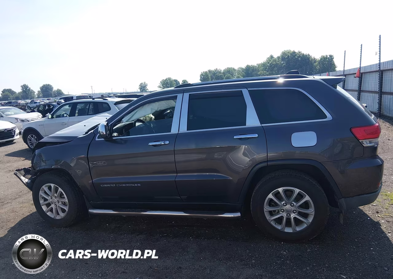 2016 Jeep Grand Cherokee Laredo VIN:1C4RJEAG4GC415666 - 14