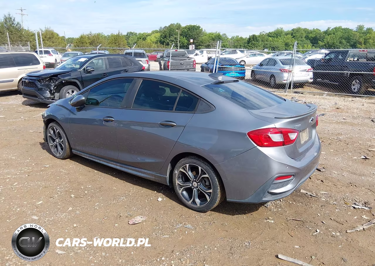 2019 Chevrolet Cruze Lt VIN:1G1BE5SMXK7131415 - 3