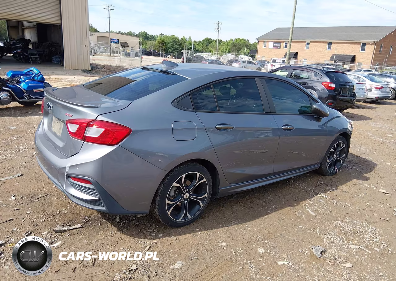 2019 Chevrolet Cruze Lt VIN:1G1BE5SMXK7131415 - 4