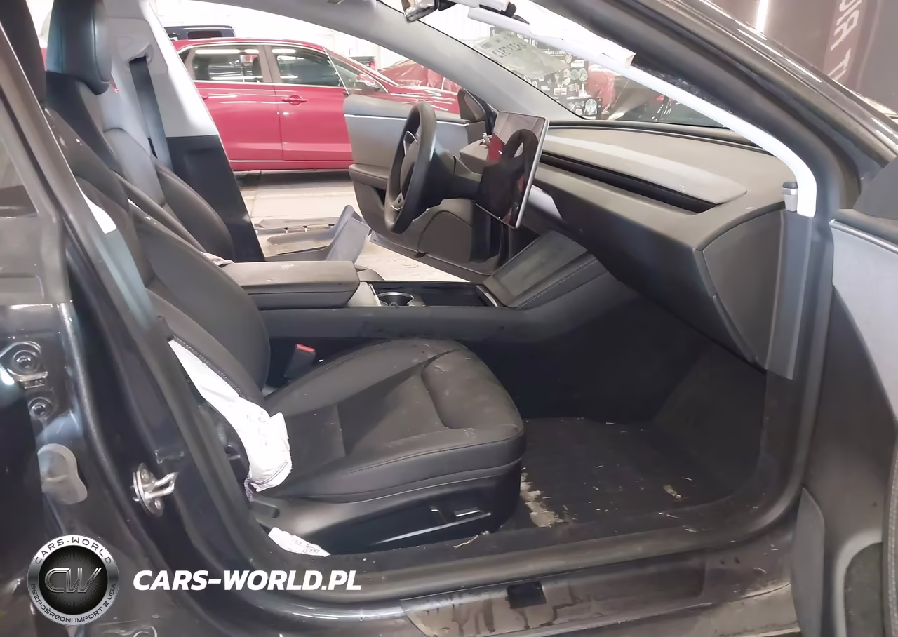 2025 Tesla Model 3 Long Range Rear-Wheel Drive-Standard Rear-Wheel Drive VIN:5YJ3E1EA8SF918668 - 5