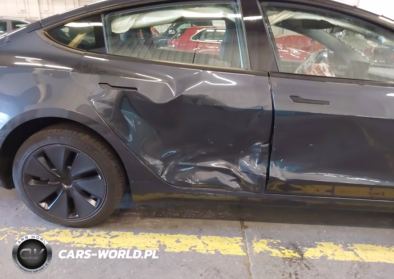 2025 Tesla Model 3 Long Range Rear-Wheel Drive-Standard Rear-Wheel Drive VIN:5YJ3E1EA8SF918668 - 6