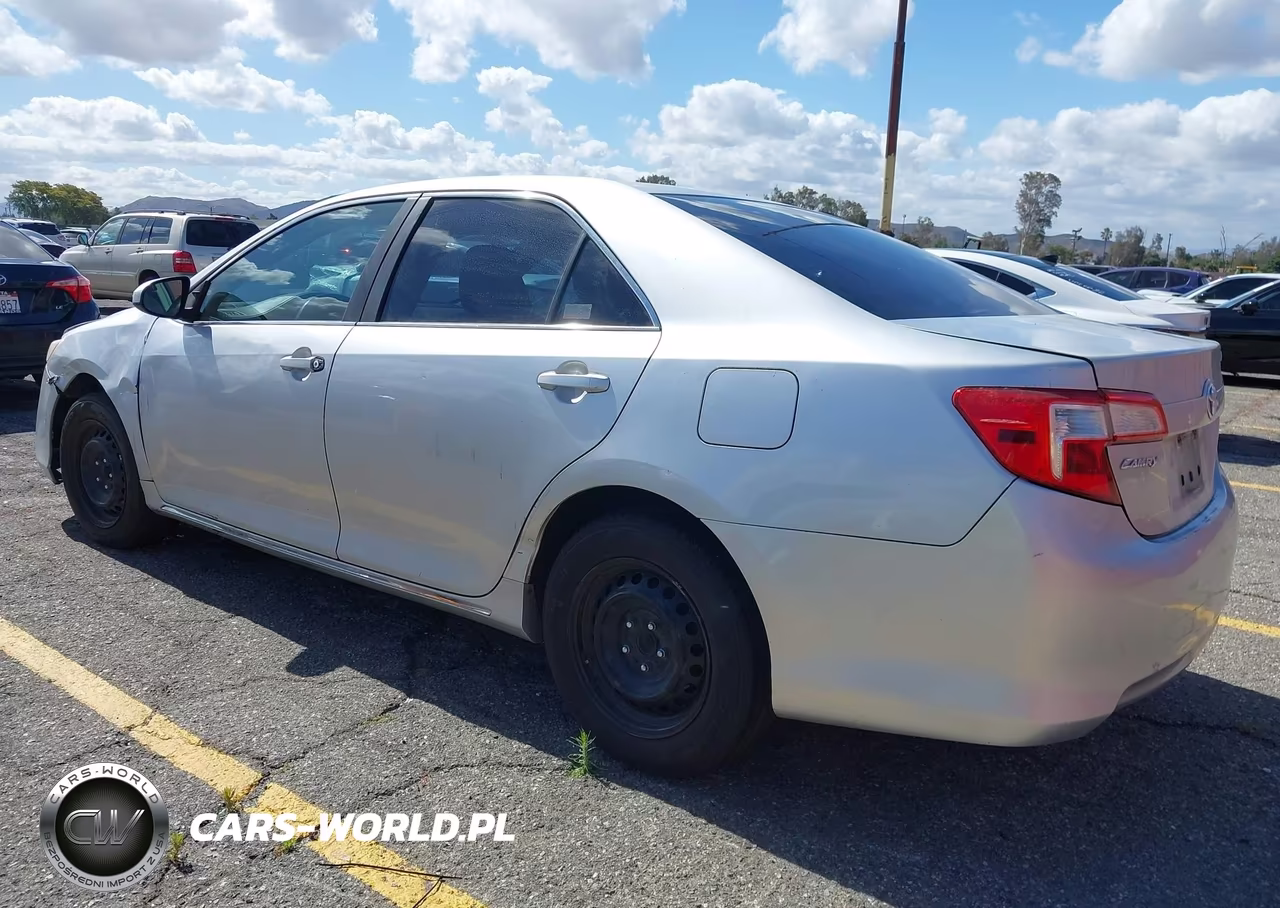 2012 Toyota Camry Le VIN:4T1BF1FK5CU046809 - 3