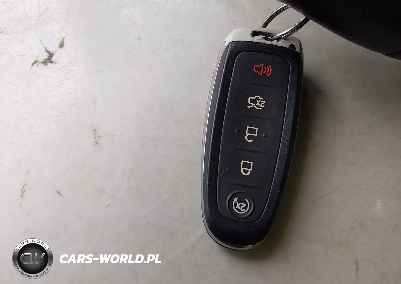 2016 Ford Focus Titanium VIN:1FADP3N28GL259990 - 11