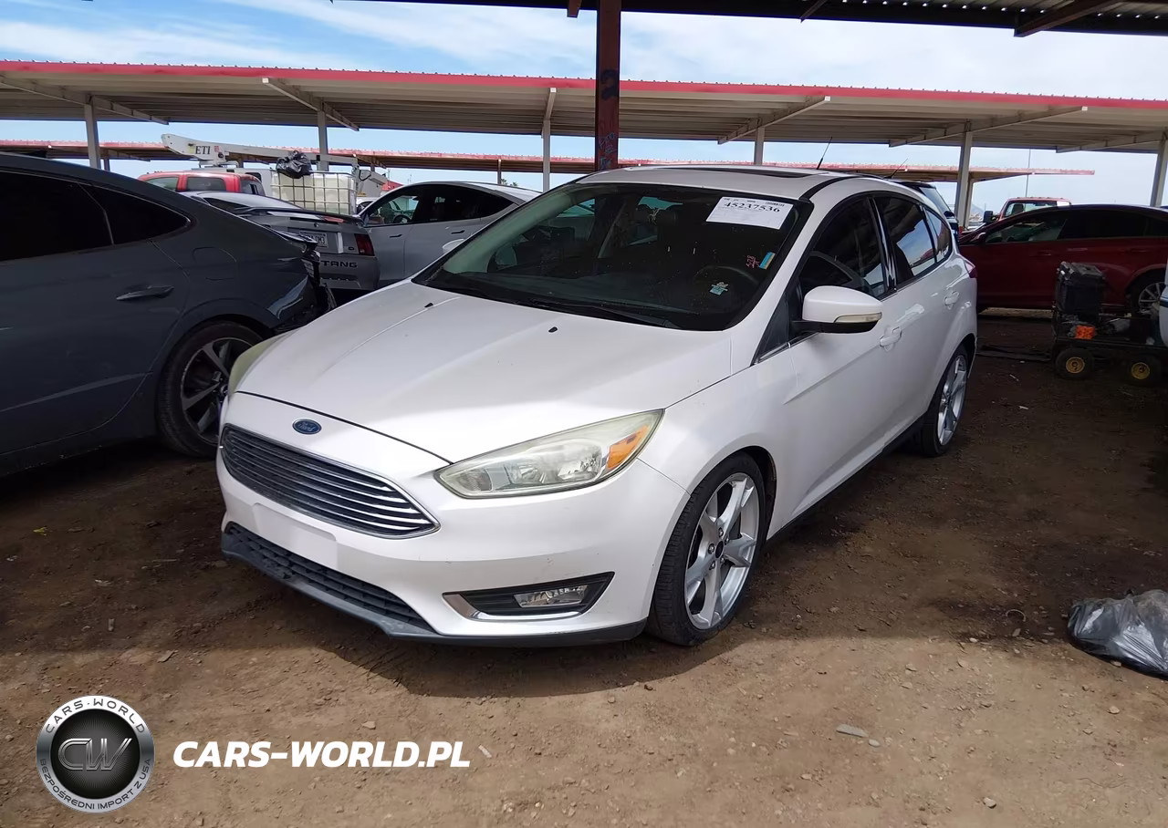 2016 Ford Focus Titanium VIN:1FADP3N28GL259990 - 2