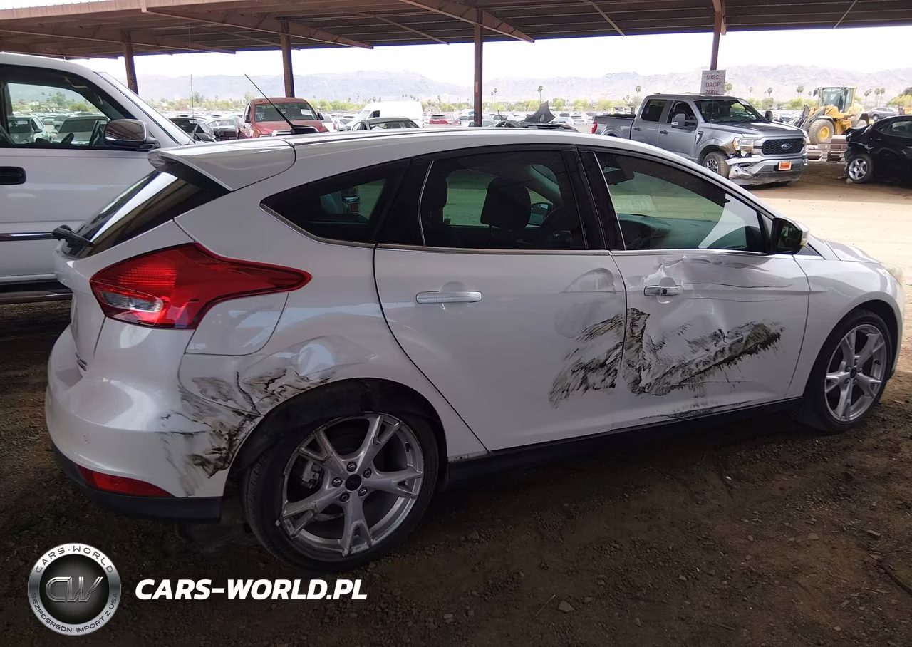 2016 Ford Focus Titanium VIN:1FADP3N28GL259990 - 6