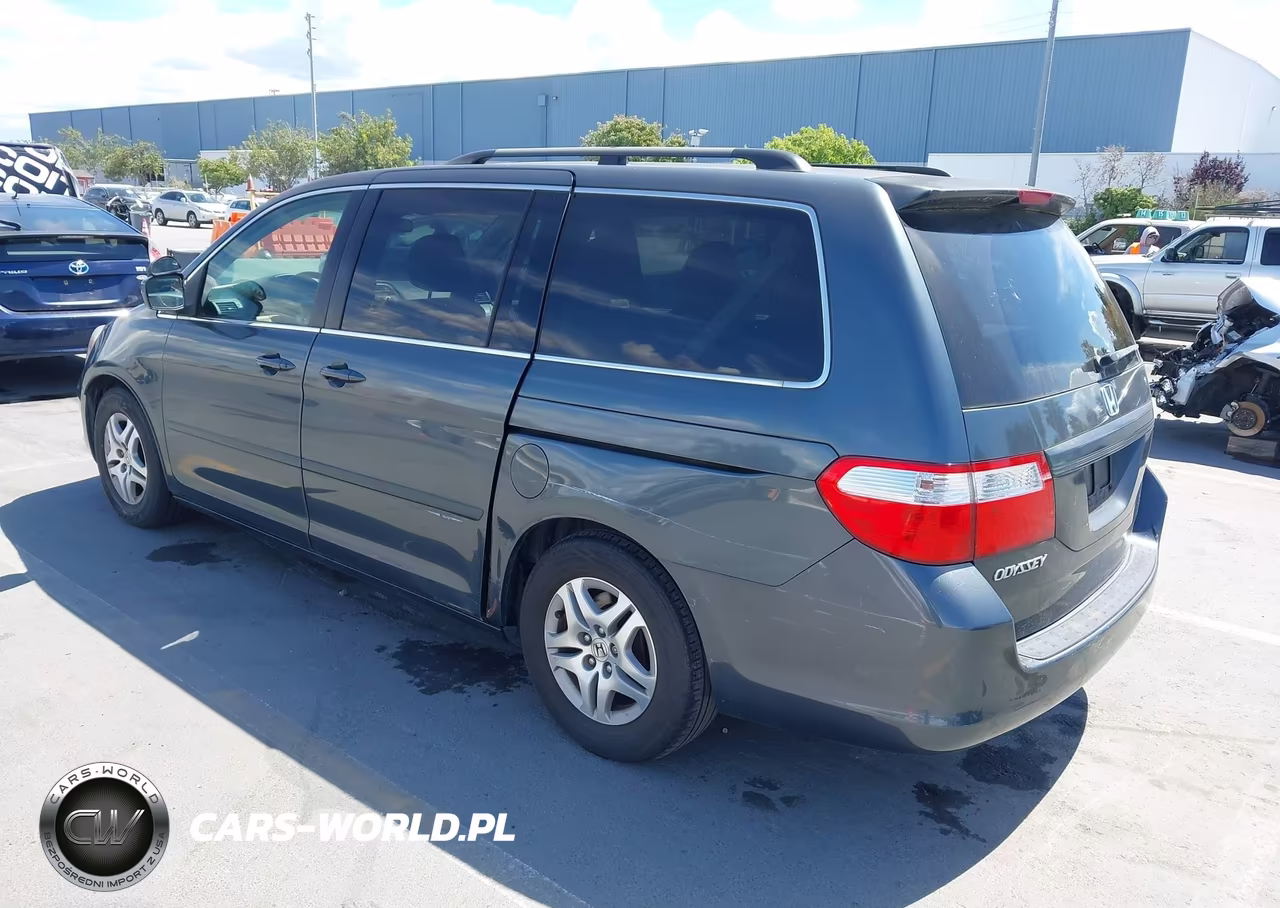 2006 Honda Odyssey Ex VIN:5FNRL38456B426252 - 3