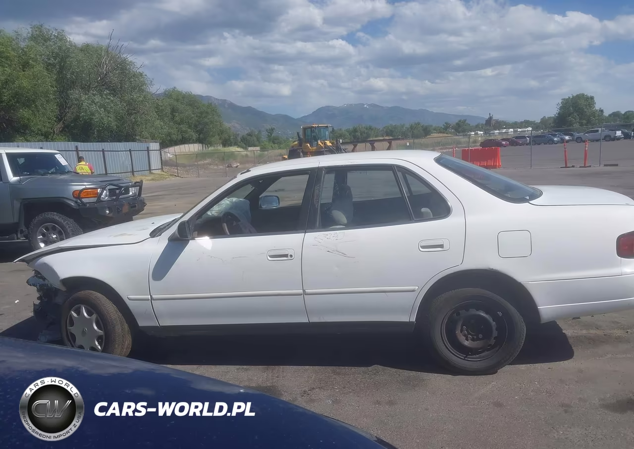 1995 Toyota Camry Dx VIN:JT2SK11E1S0333869 - 13