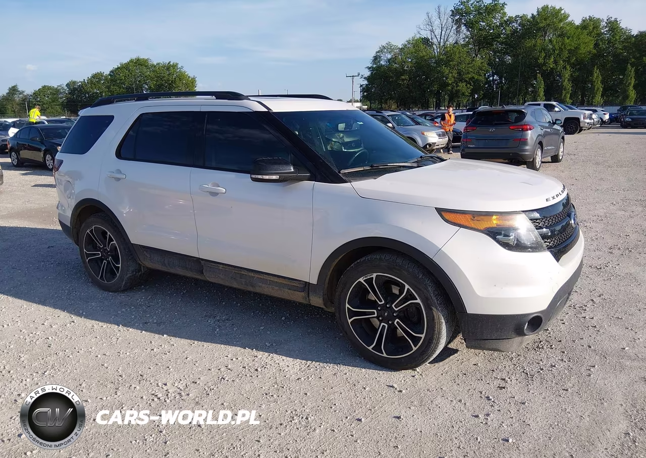 2015 Ford Explorer Sport – zdjęcie 1 z 16