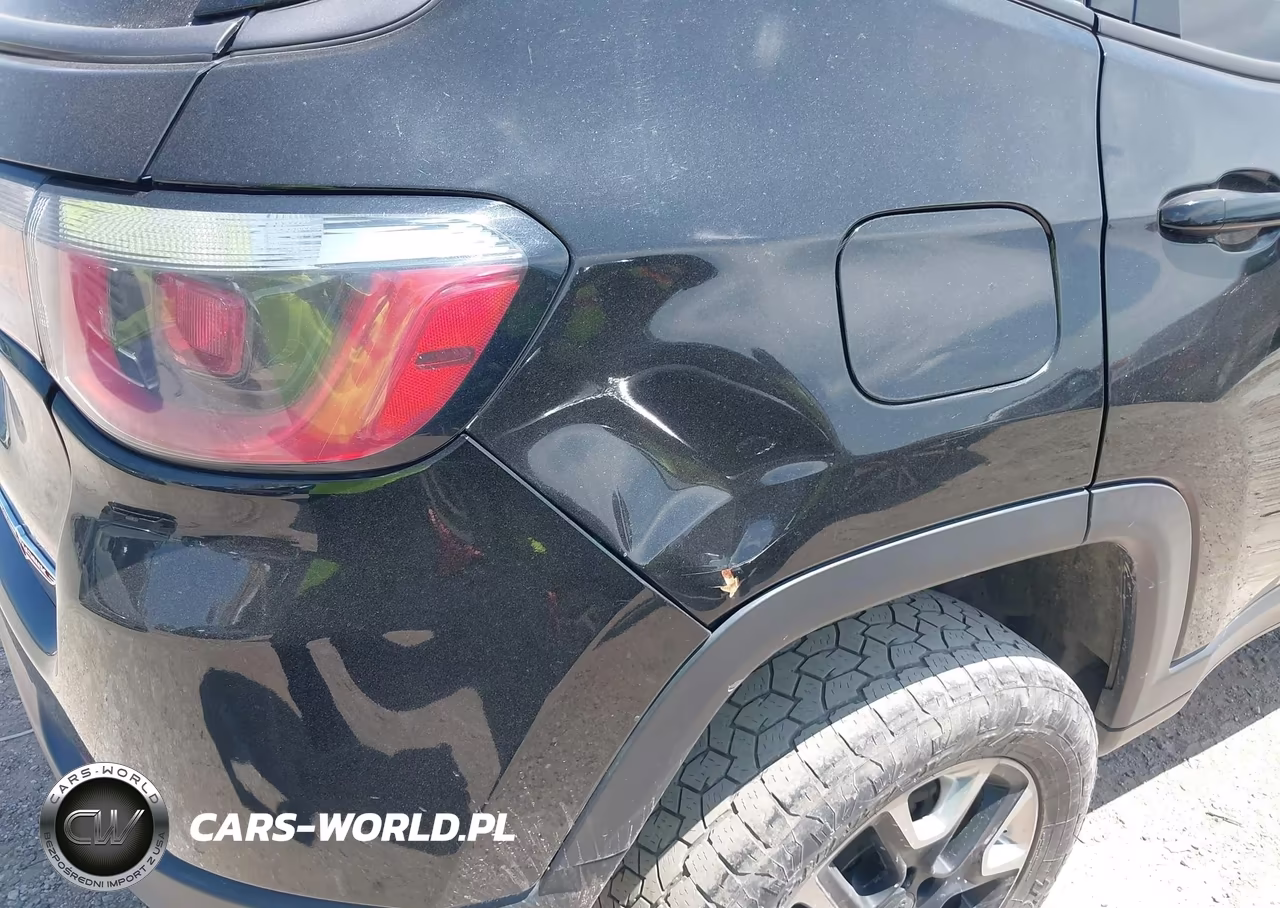 2018 Jeep Compass Trailhawk 4X4 VIN:3C4NJDDB4JT324143 - 6