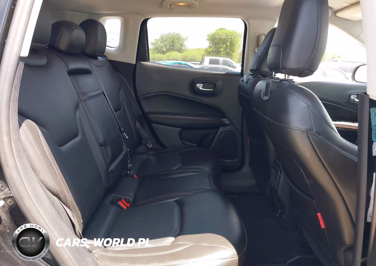 2018 Jeep Compass Trailhawk 4X4 VIN:3C4NJDDB4JT324143 - 8