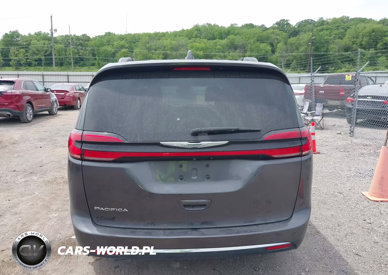 2021 Chrysler Pacifica Touring VIN:2C4RC1FG9MR527152 - 16