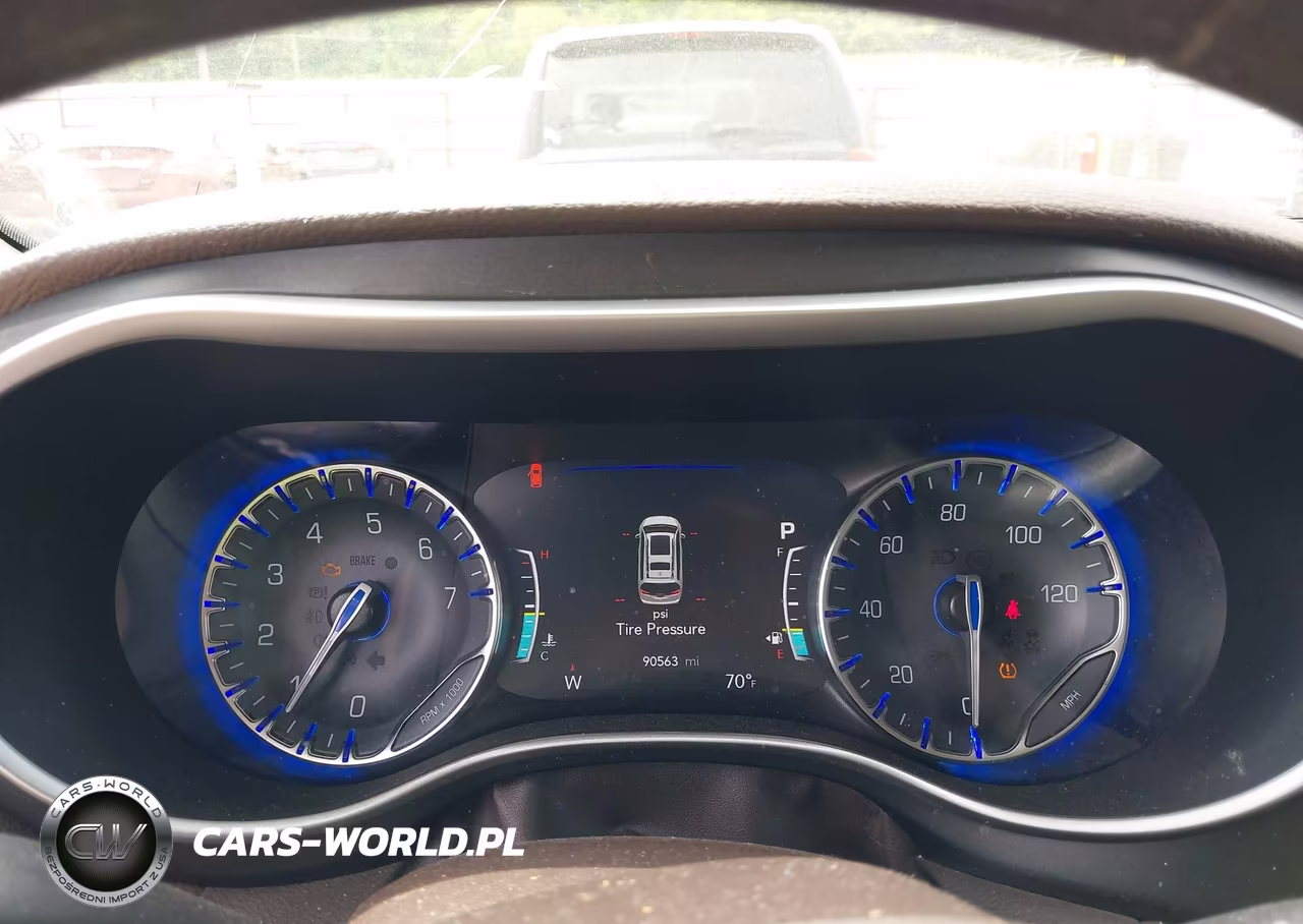 2021 Chrysler Pacifica Touring VIN:2C4RC1FG9MR527152 - 7