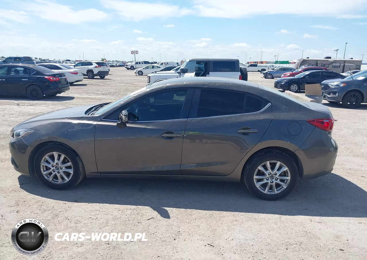 2016 Mazda Mazda3 I Sport VIN:JM1BM1U78G1331097 - 14