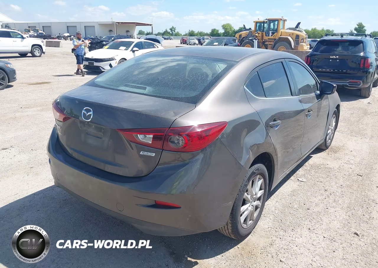 2016 Mazda Mazda3 I Sport VIN:JM1BM1U78G1331097 - 4