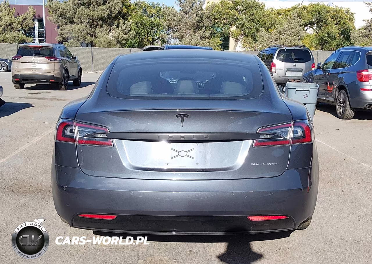 2020 Tesla Model S Long Range Dual Motor All-Wheel Drive-Long Range Plus Dual Motor All-Wheel Drive VIN:5YJSA1E20LF381926 - 17