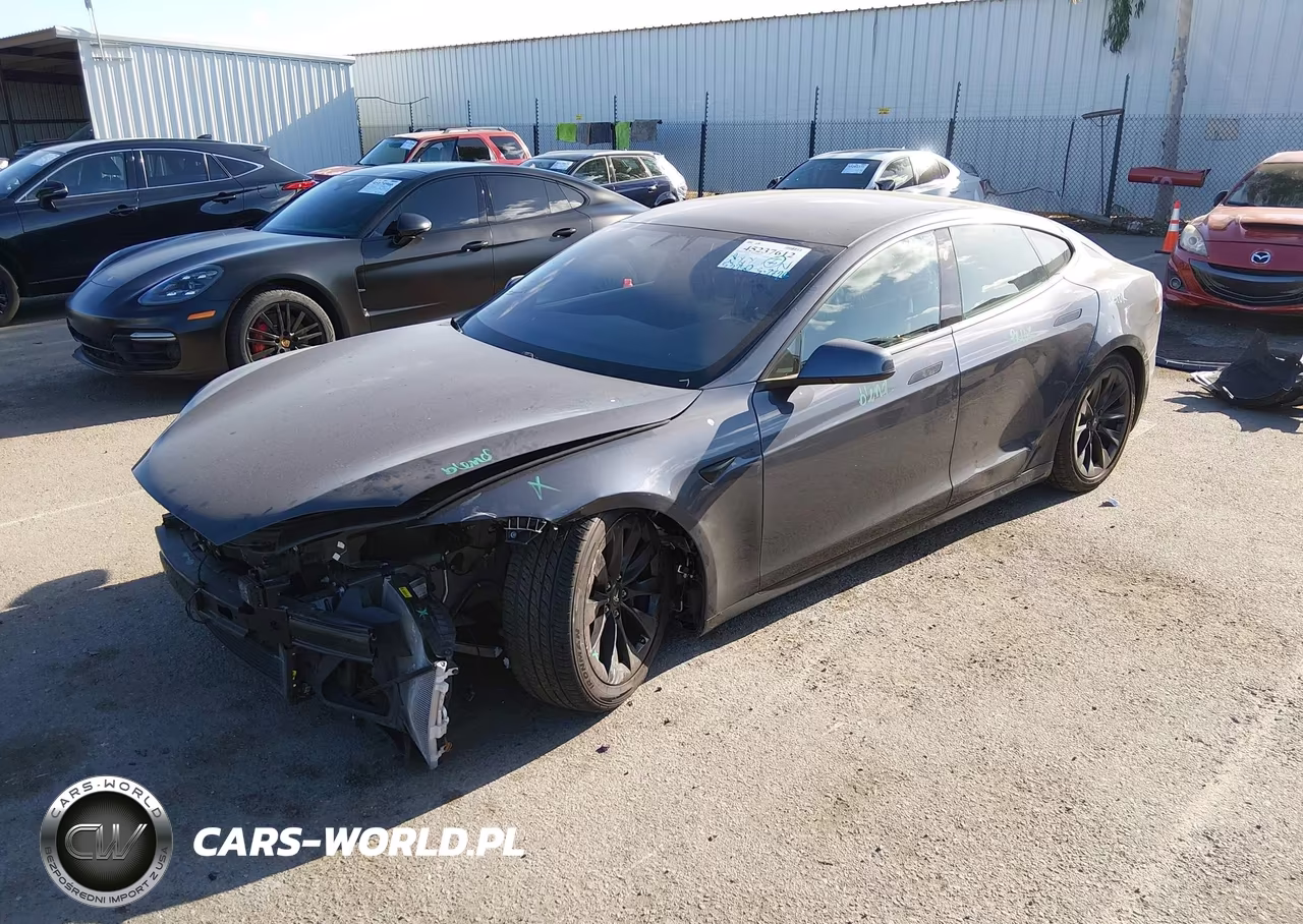2020 Tesla Model S Long Range Dual Motor All-Wheel Drive-Long Range Plus Dual Motor All-Wheel Drive VIN:5YJSA1E20LF381926 - 2