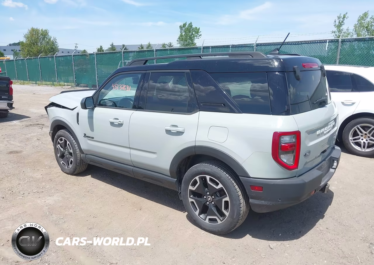 2021 Ford Bronco Sport Outer Banks VIN:3FMCR9C68MRA50816 - 3