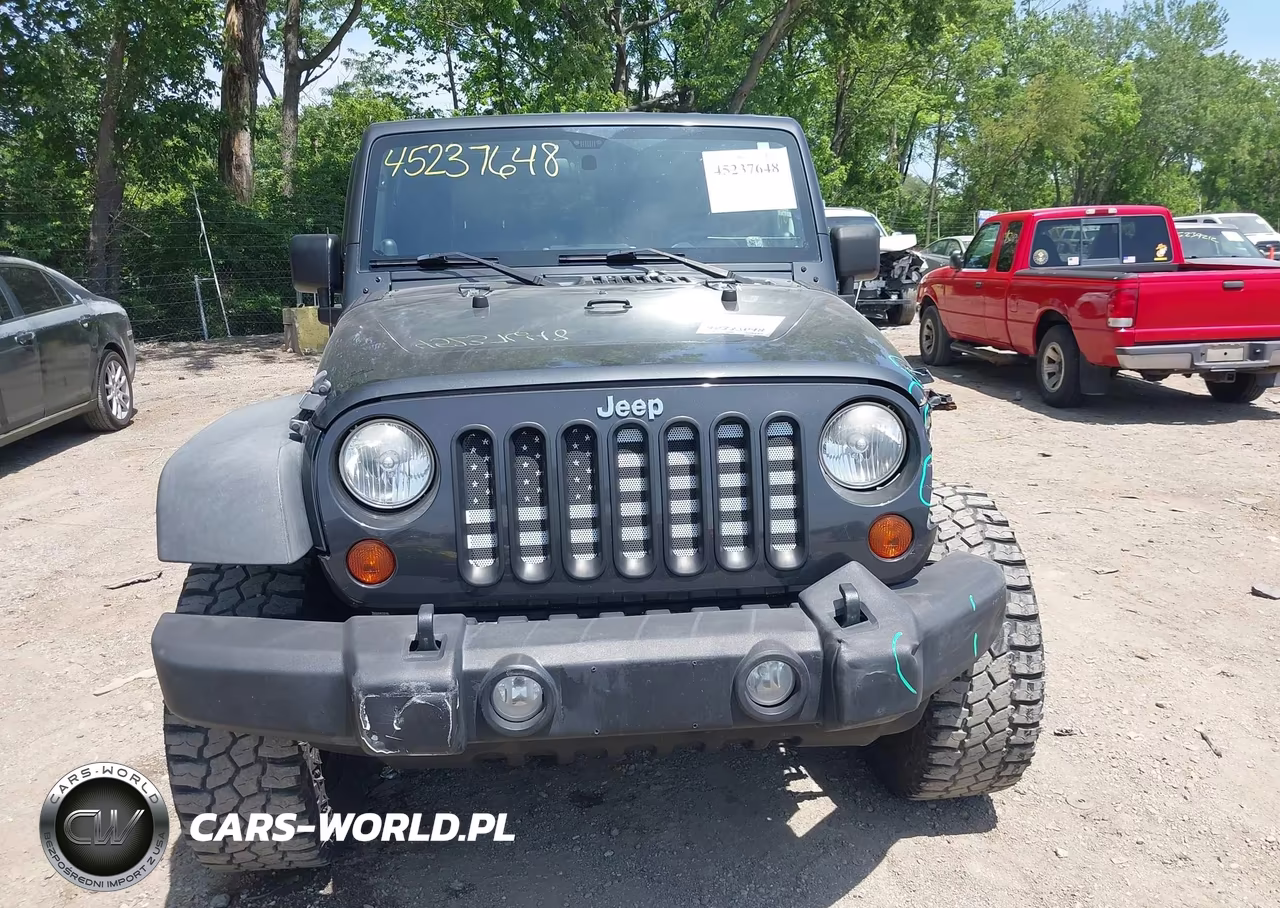 2010 Jeep Wrangler Sport VIN:1J4AA2D10AL135098 - 12