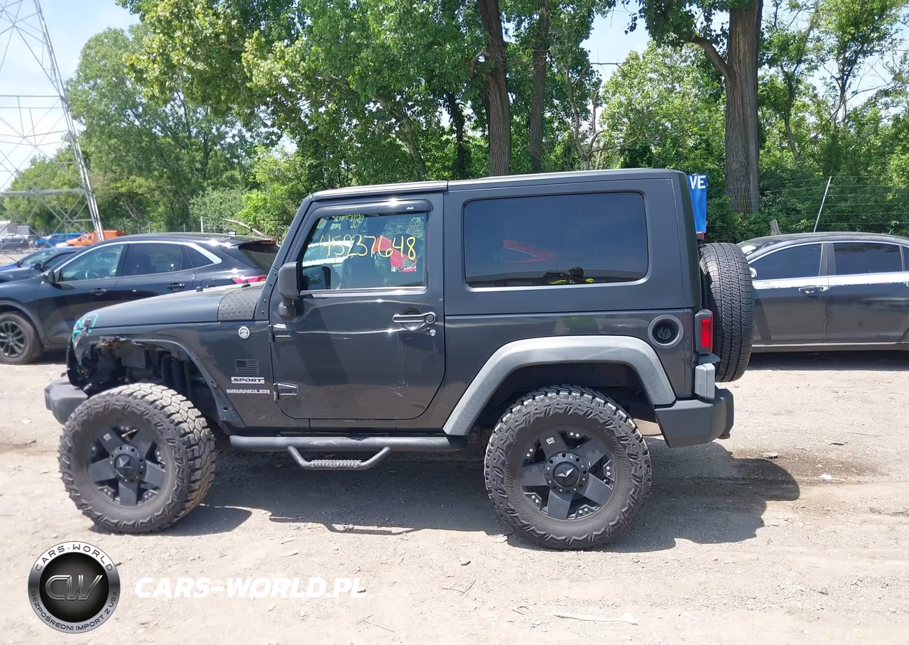 2010 Jeep Wrangler Sport VIN:1J4AA2D10AL135098 - 14