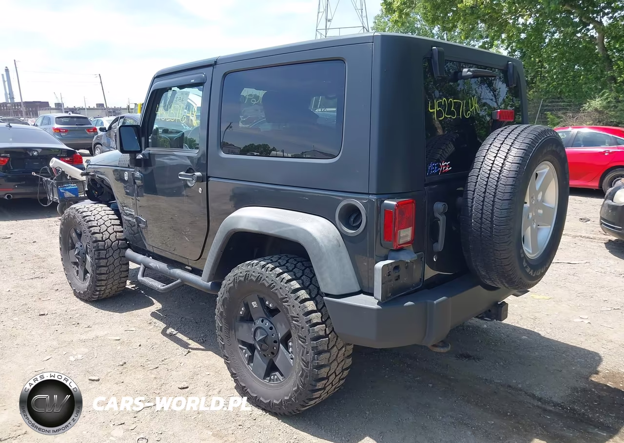 2010 Jeep Wrangler Sport VIN:1J4AA2D10AL135098 - 3