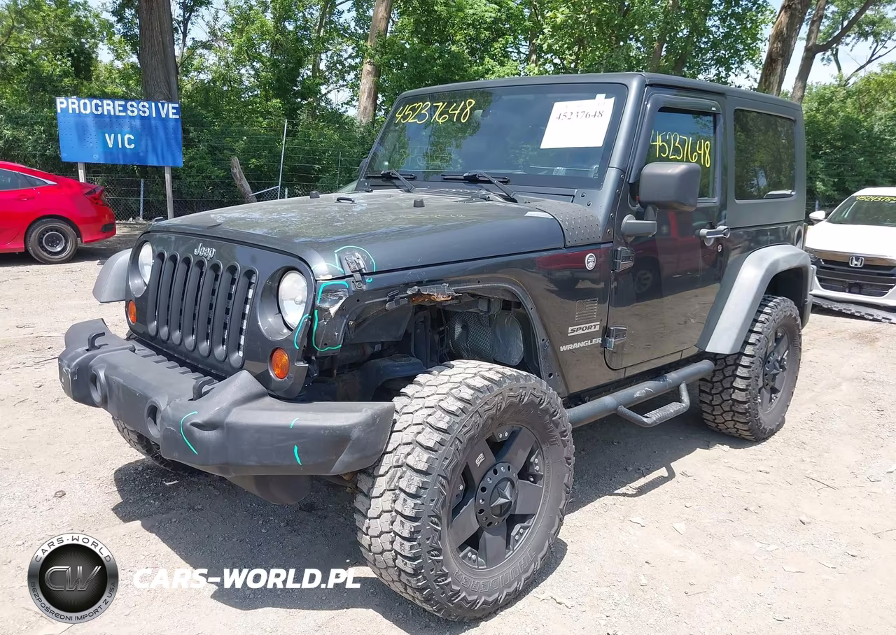 2010 Jeep Wrangler Sport VIN:1J4AA2D10AL135098 - 6