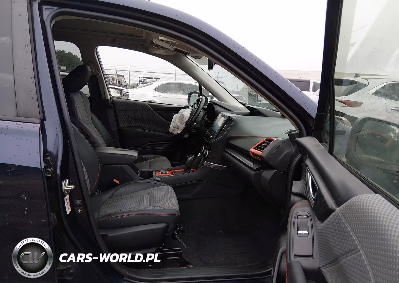 2019 Subaru Forester Sport VIN:JF2SKAPC1KH561256 - 5