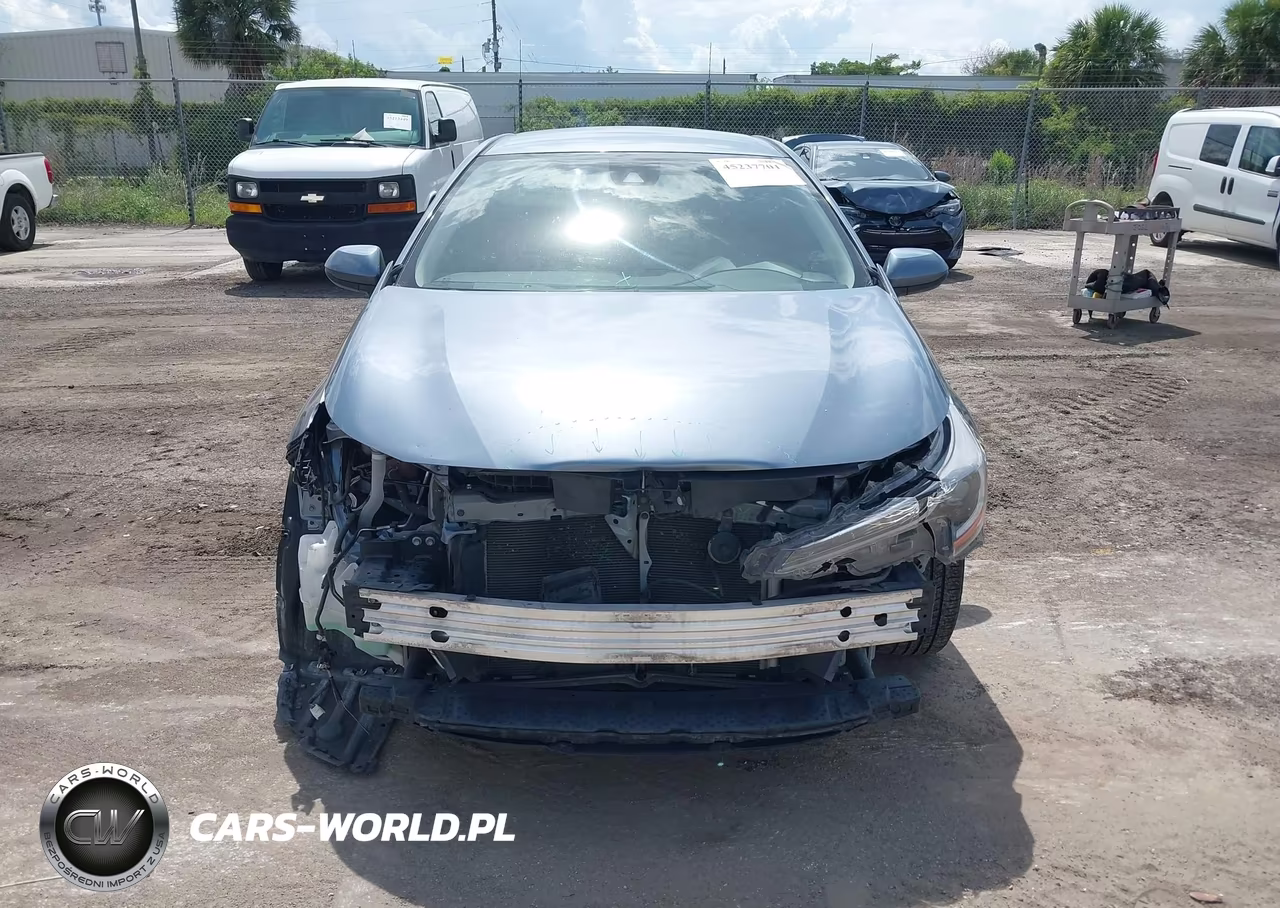2020 Toyota Corolla Le VIN:5YFEPRAE8LP092663 - 13