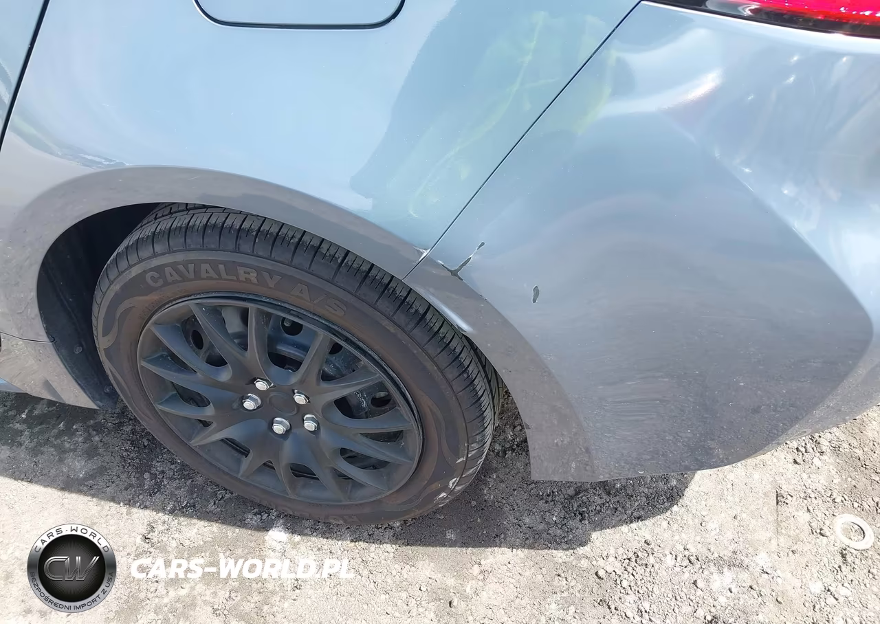 2020 Toyota Corolla Le VIN:5YFEPRAE8LP092663 - 19