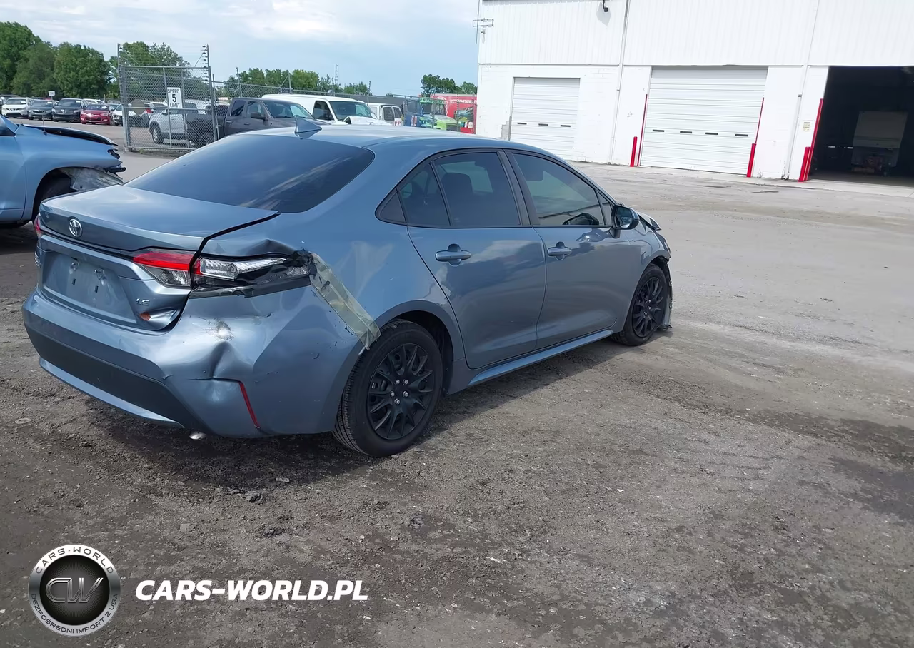 2020 Toyota Corolla Le VIN:5YFEPRAE8LP092663 - 4