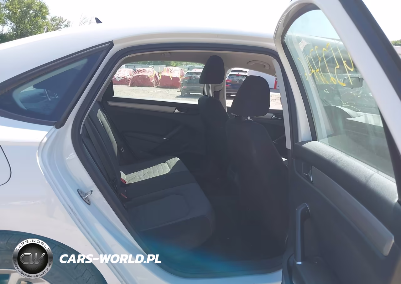 2021 Volkswagen Passat 2.0T S VIN:1VWAA7A34MC006629 - 8