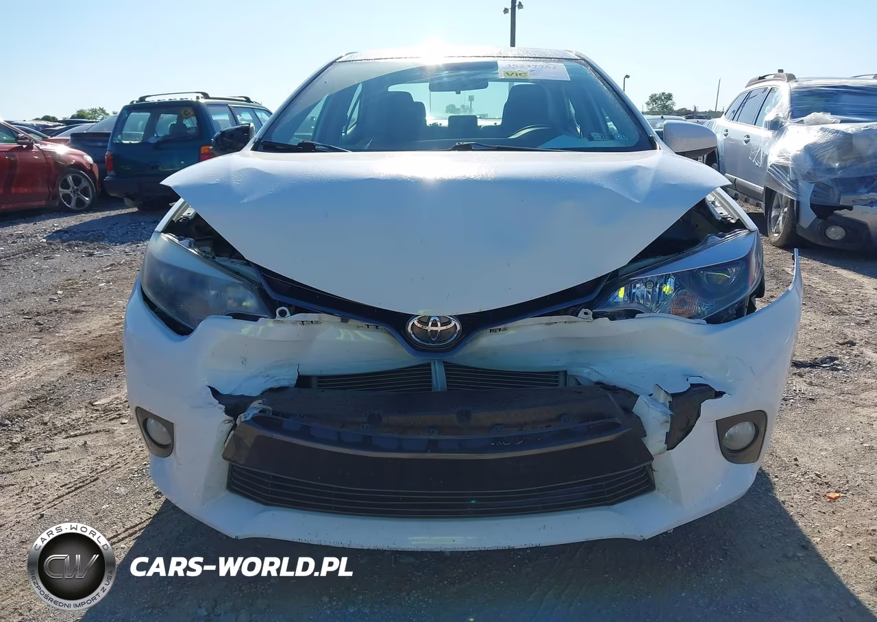 2015 Toyota Corolla Le Plus VIN:2T1BURHEXFC330227 - 12