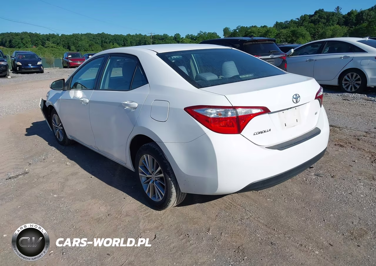 2015 Toyota Corolla Le Plus VIN:2T1BURHEXFC330227 - 3