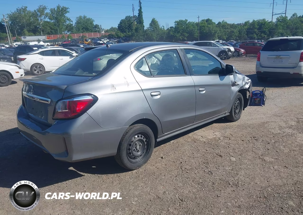 2021 Mitsubishi Mirage G4 Carbonite Edition-Es-Le VIN:ML32FUFJ7MHF00927 - 4