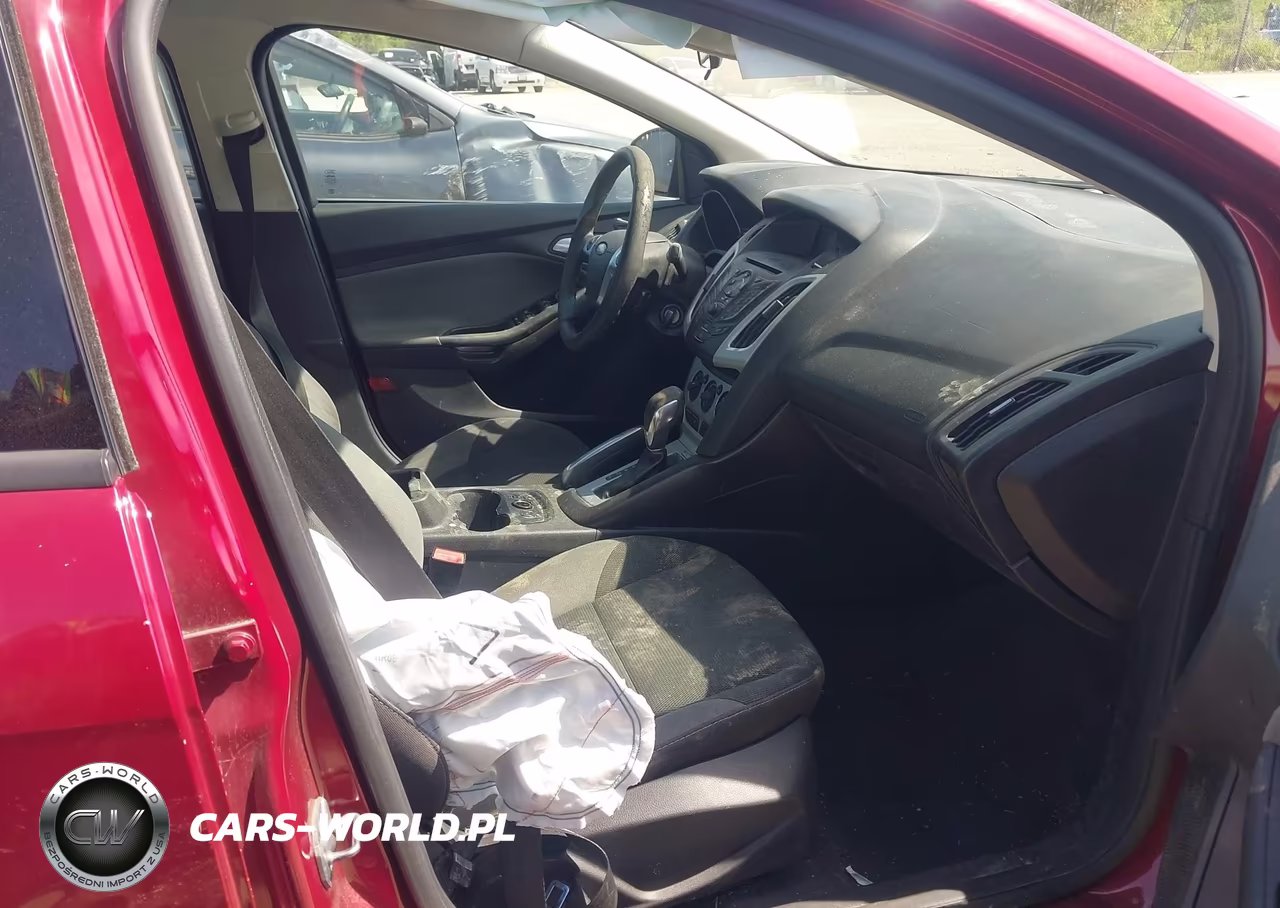 2013 Ford Focus Se VIN:1FADP3F27DL126695 - 5