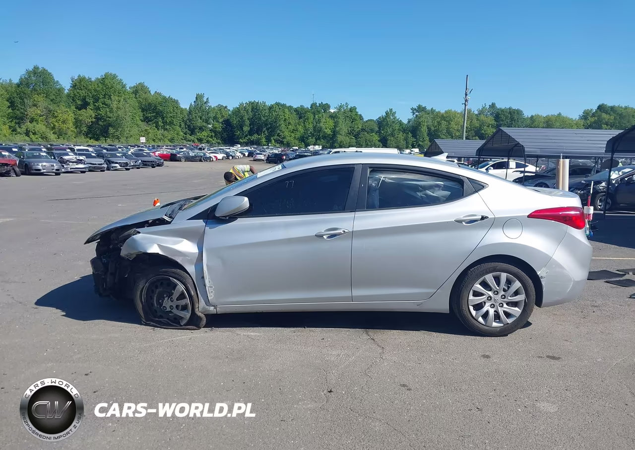 2011 Hyundai Elantra Gls VIN:5NPDH4AE3BH050604 - 14