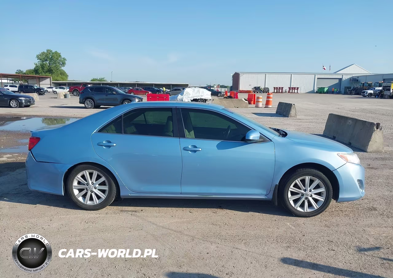 2013 Toyota Camry Xle V6 VIN:4T1BK1FK6DU527522 - 13