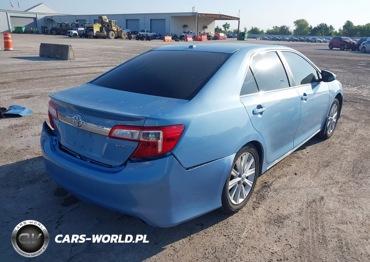 2013 Toyota Camry Xle V6 VIN:4T1BK1FK6DU527522 - 4
