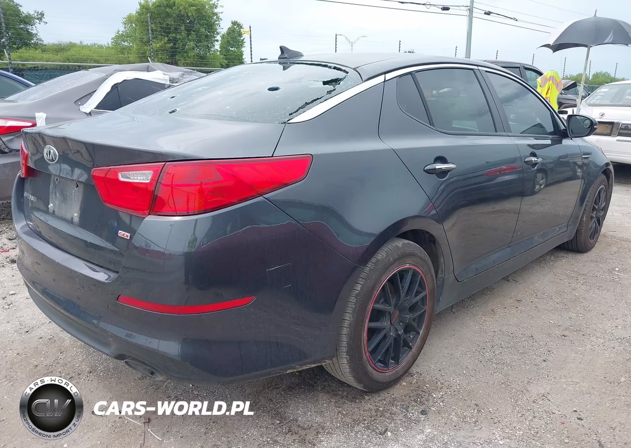 2015 Kia Optima Lx VIN:5XXGM4A71FG500617 - 4