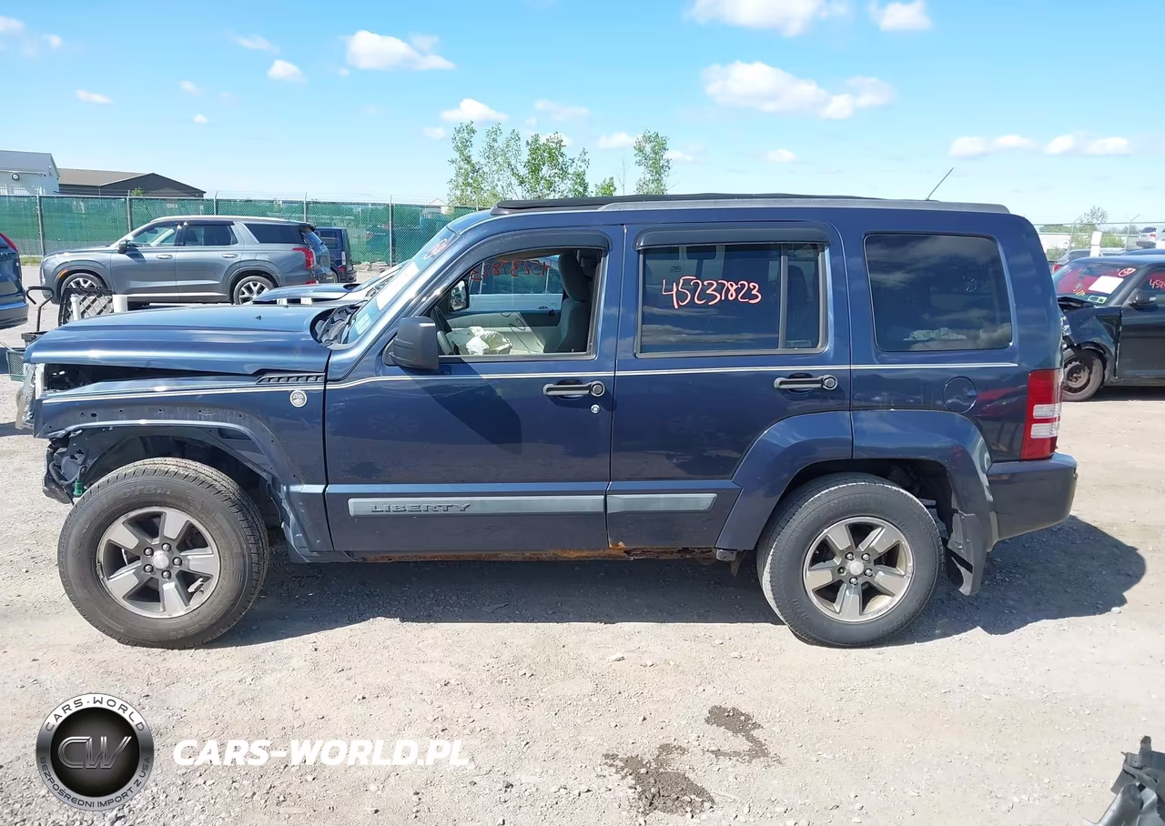 2008 Jeep Liberty Sport VIN:1J8GN28K78W108280 - 14