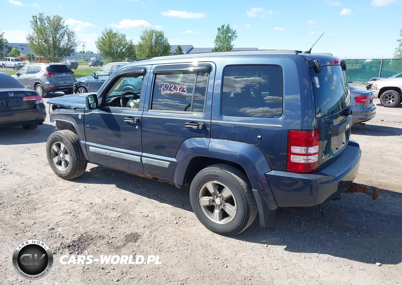 2008 Jeep Liberty Sport VIN:1J8GN28K78W108280 - 3
