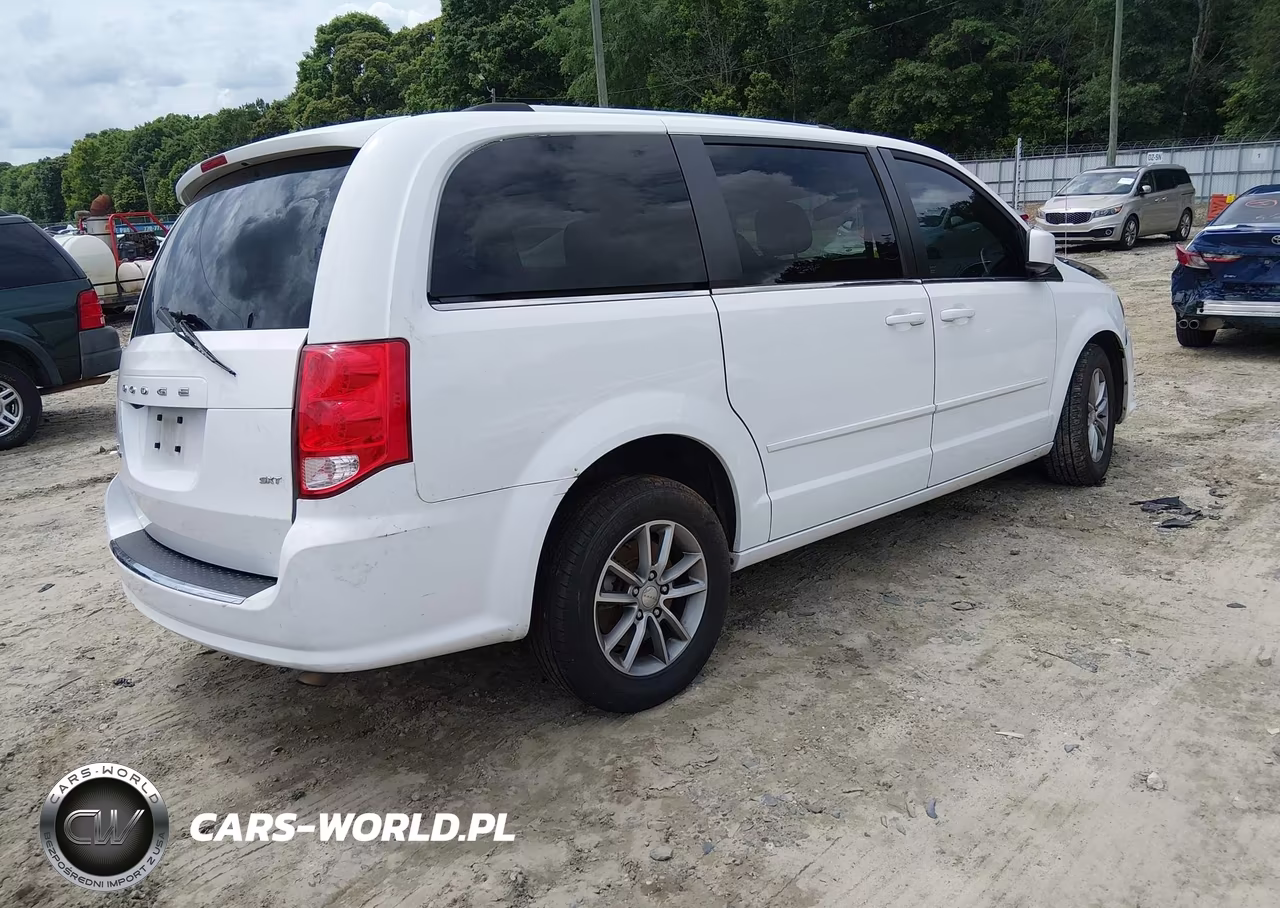 2015 Dodge Grand Caravan Sxt Plus VIN:2C4RDGCG7FR738146 - 4