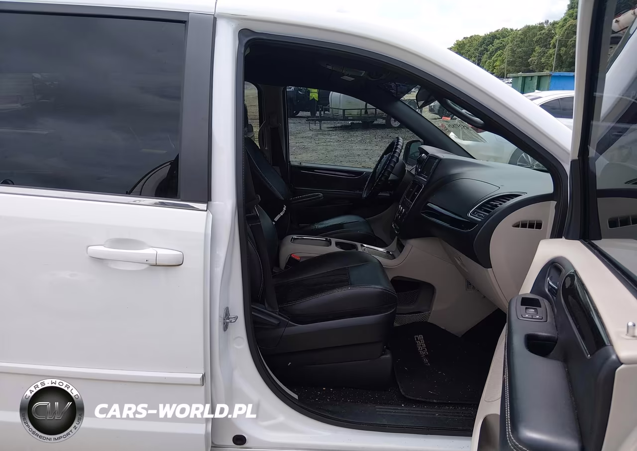2015 Dodge Grand Caravan Sxt Plus VIN:2C4RDGCG7FR738146 - 5