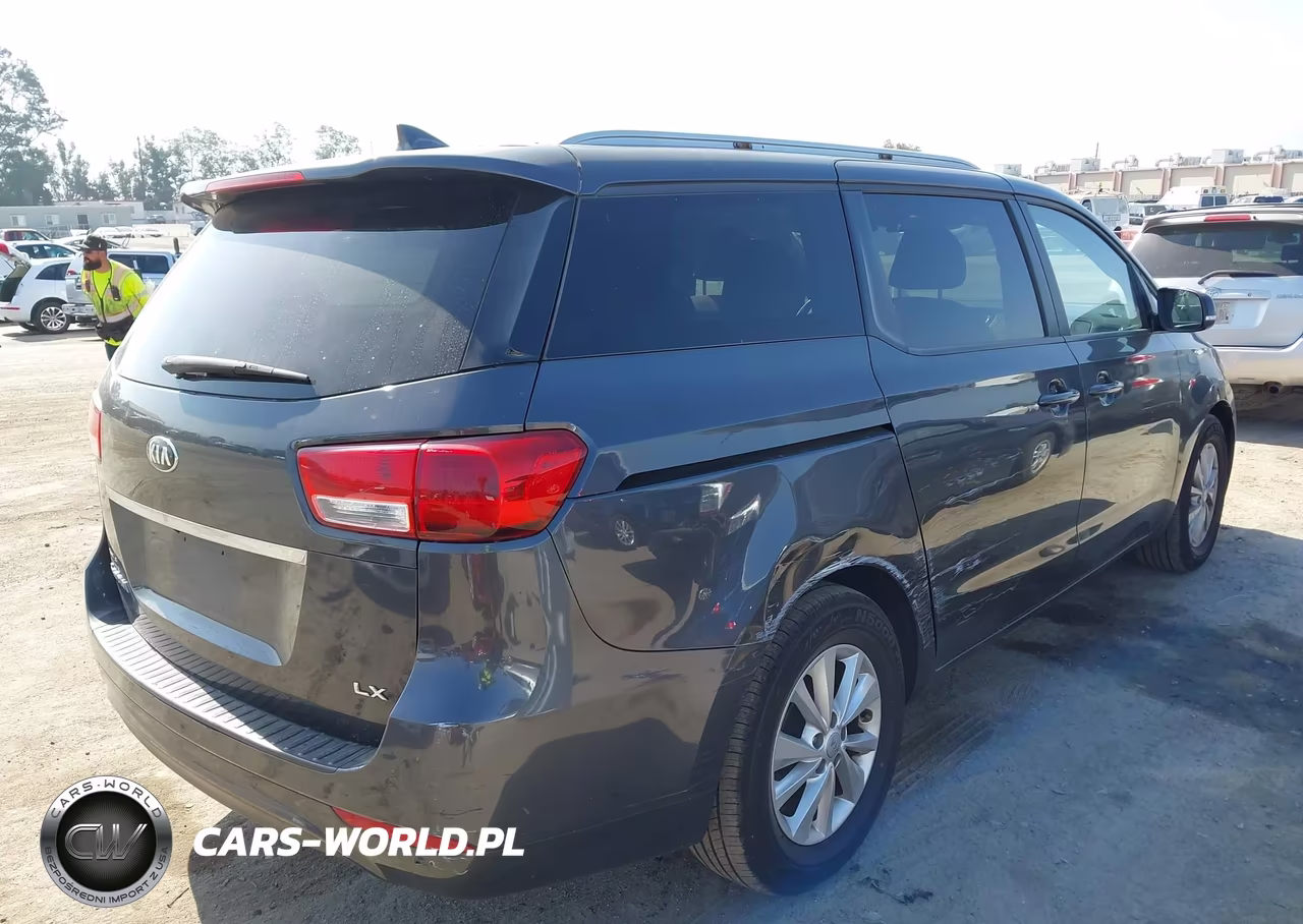 2016 Kia Sedona Lx VIN:KNDMB5C19G6113904 - 4