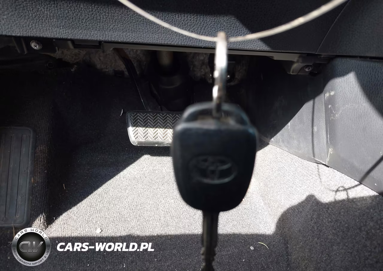 2017 Toyota Rav4 Xle VIN:JTMWFREV8HJ700209 - 11