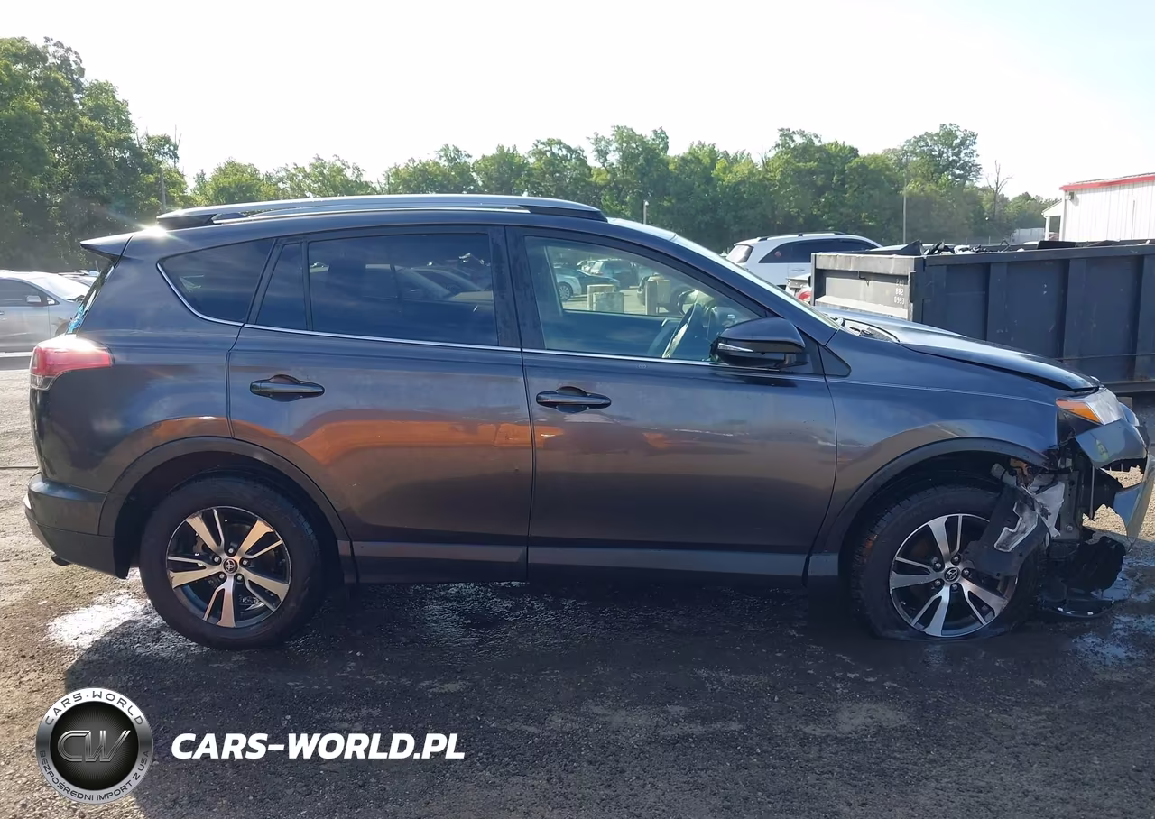 2017 Toyota Rav4 Xle VIN:JTMWFREV8HJ700209 - 13