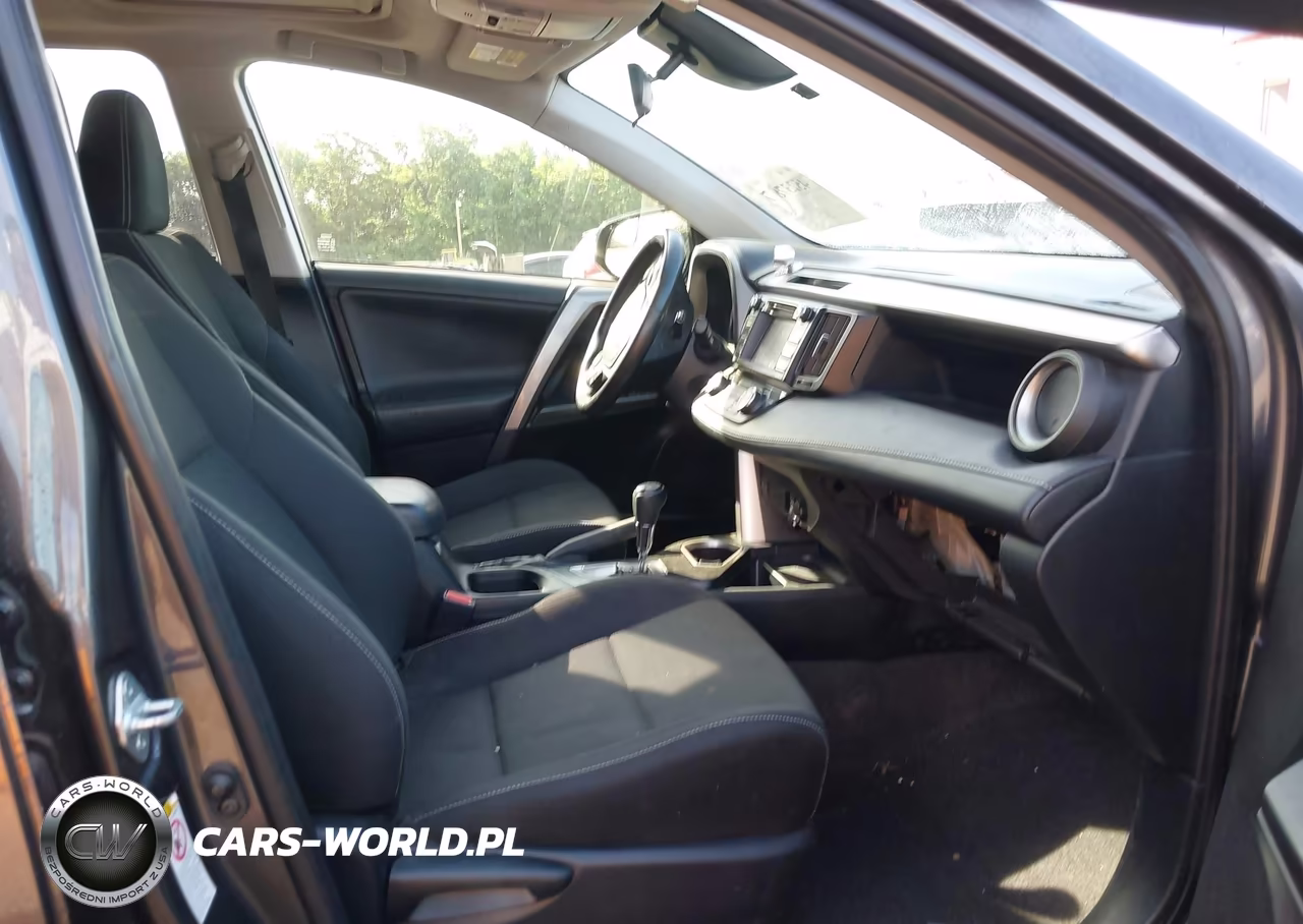 2017 Toyota Rav4 Xle VIN:JTMWFREV8HJ700209 - 5